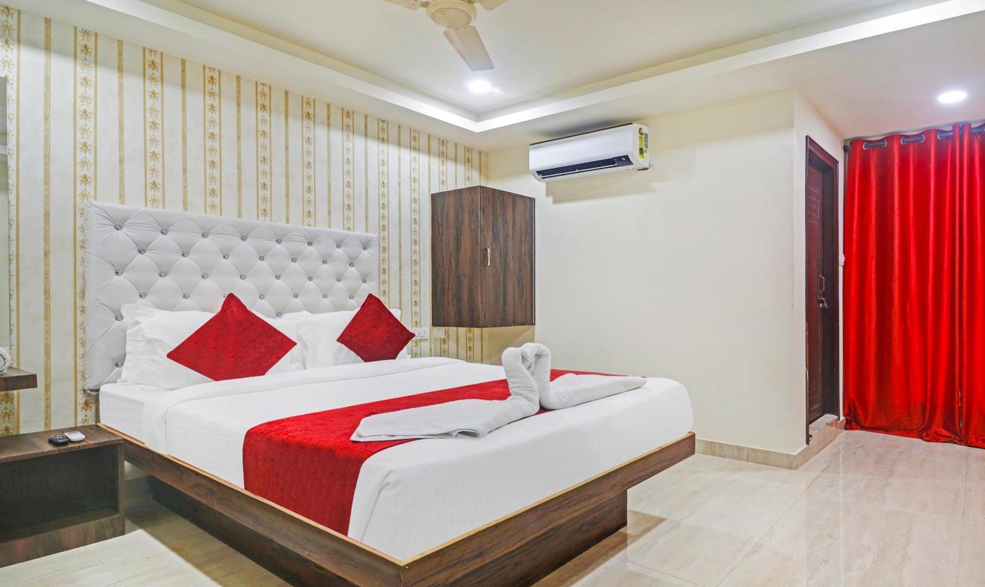 Hotel Bright Airport Zone Shamshabad Exteriér fotografie