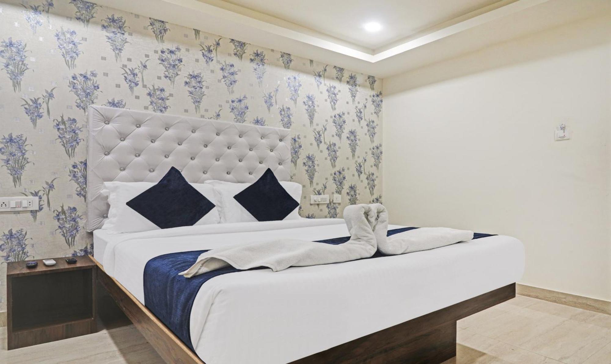 Hotel Bright Airport Zone Shamshabad Exteriér fotografie